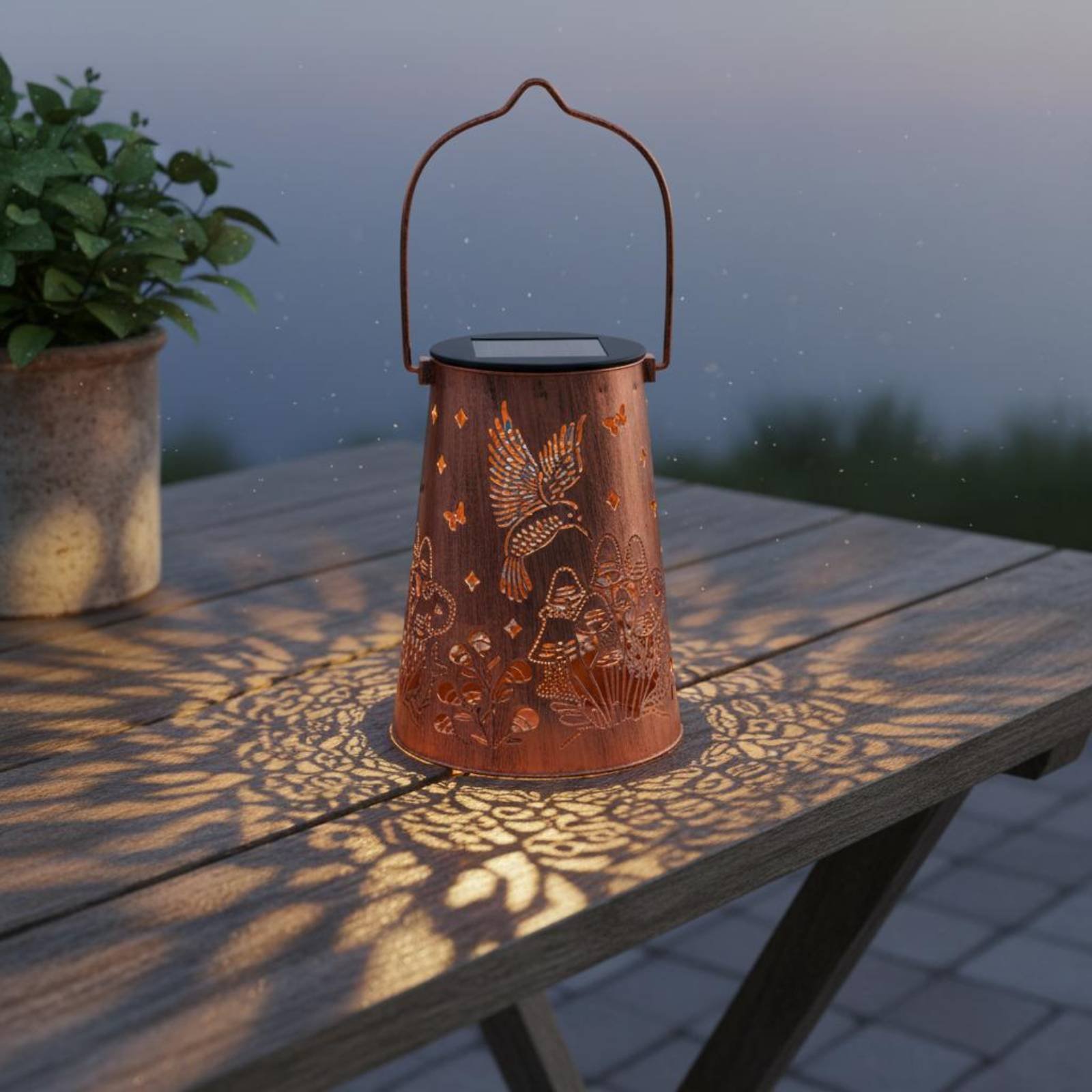 Wzór lampionu w stylu kwiatowy – Solar Lantern Hanging recenzja i cena
